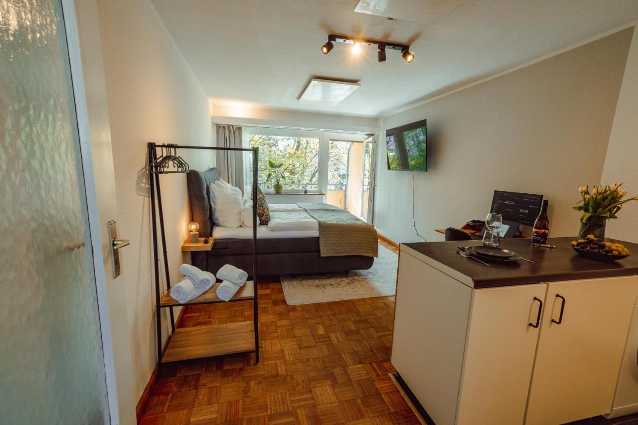 Studio Apartment Mit Parkplatz Oberesslingen ภายนอก รูปภาพ